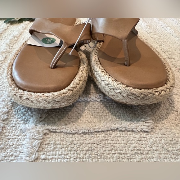 UNIVERSAL THREAD Memory Foam Tan/Ginger Sandals Espadrilles- Size 9 1/2 - Picture 3 of 7